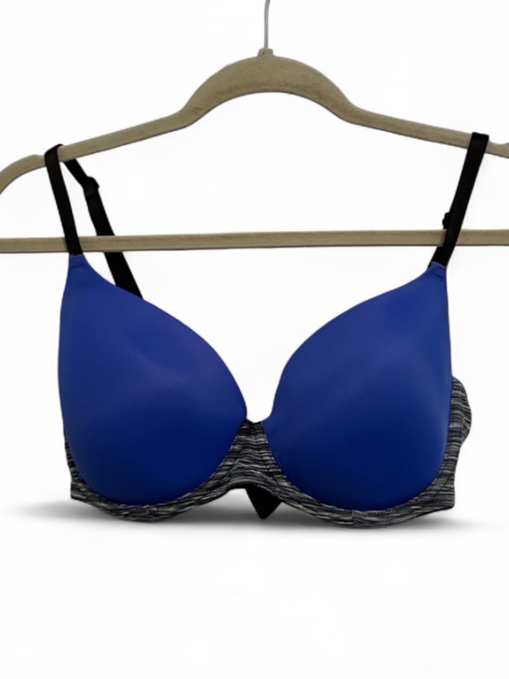 Pink Victoria’s Secret Lightly Lined Blue Gray Bra